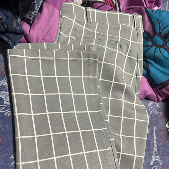 Betabrand PM - Picture 2 of 3